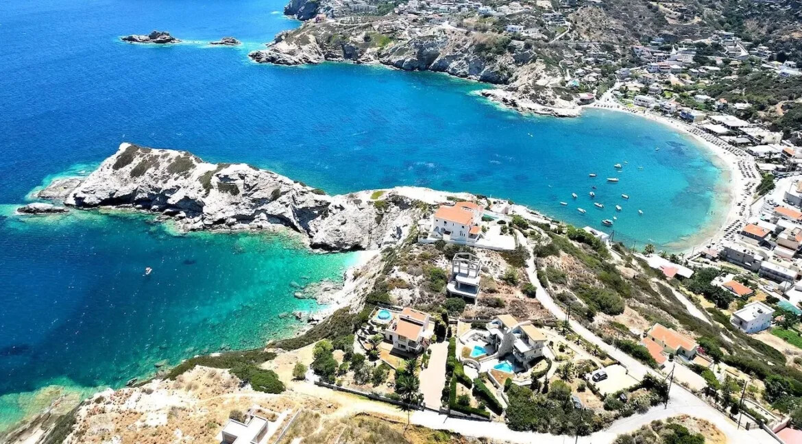 Big seafront Villa in Crete in Agia Pelagia 2