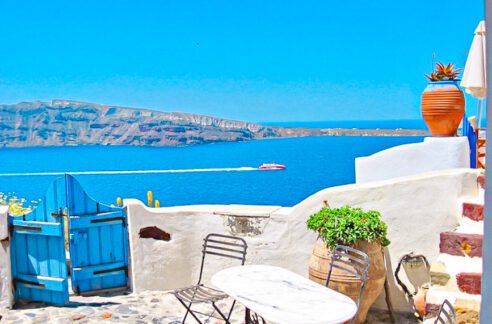 Cave House in Oia Santorini. Cave House at Caldera Santorini