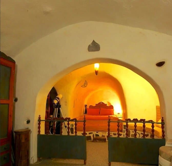Cave House in Oia Santorini. Cave House at Caldera 21