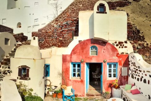 Cave House in Oia Santorini. Cave House at Caldera 24