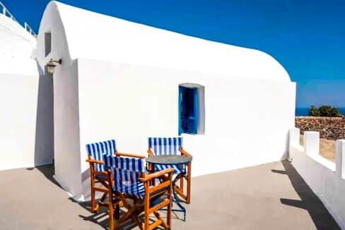 House for Sale in Oia Santorini with Good Rental Income, Real Estate Office in Santorini