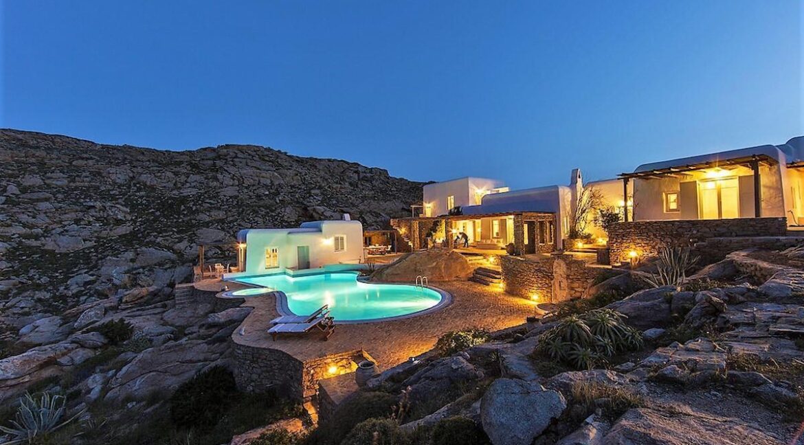 Luxury Sea View Villa , Agrari Mykonos, Mykonos Properties, Luxury Estates Mykonos Greece, Buy Property in Mykonos 4