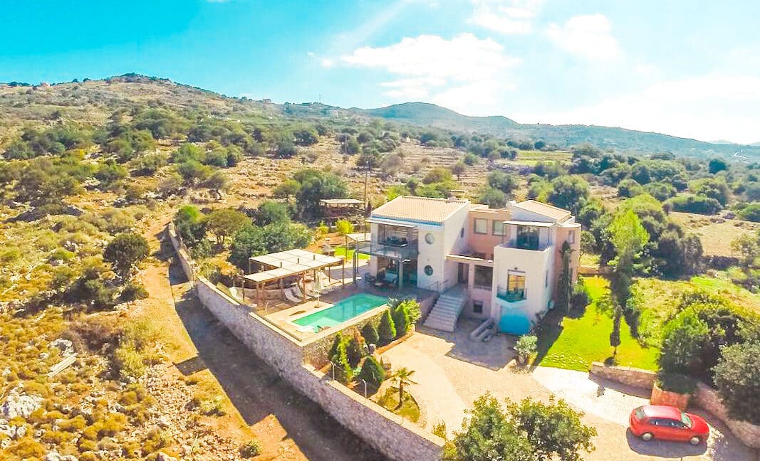 Luxury Villa in Rethymno Crete for sale.  Properties in Crete 14