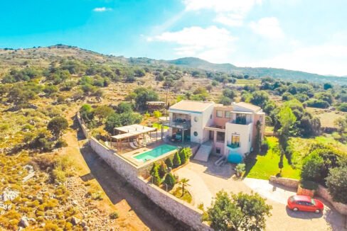 Luxury Villa in Rethymno Crete for sale.  Properties in Crete 14