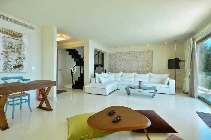 Luxury Villa for Sale in Nissaki Corfu, East / North  Corfu in 39.726650828933,19.907274147955,18