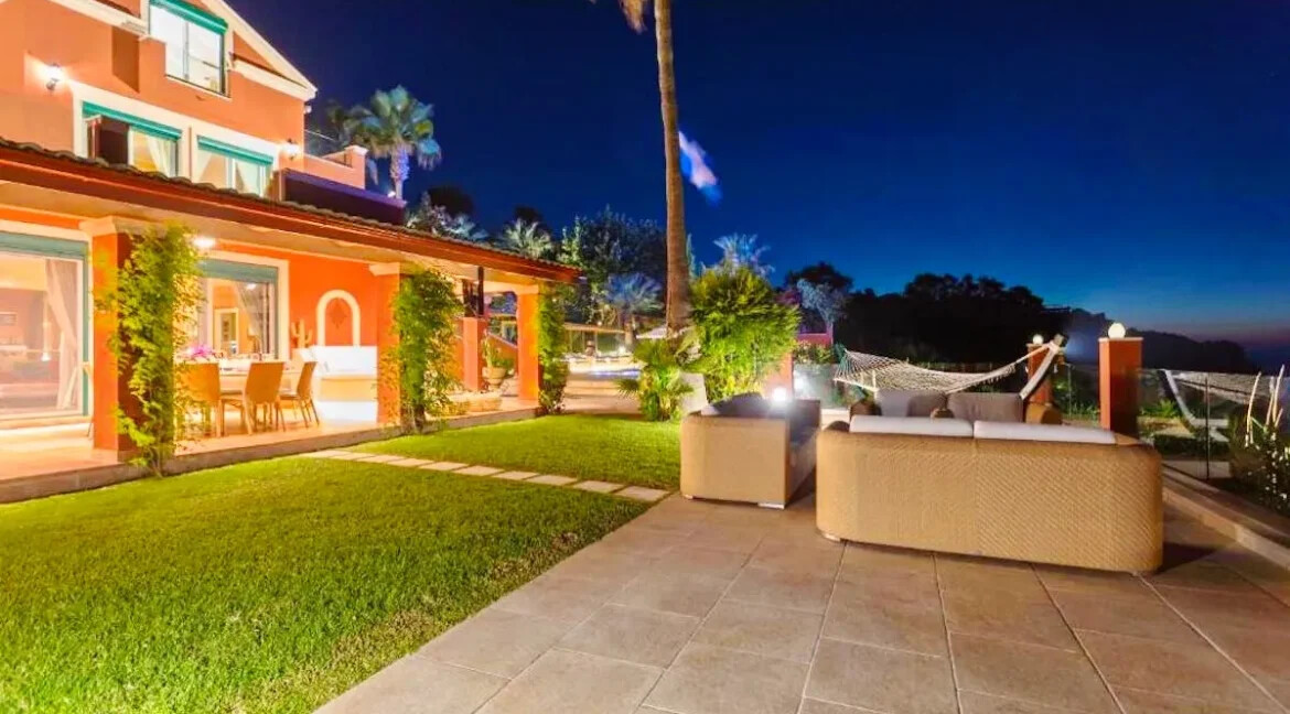 Seafront Villa in Zakynthos for sale 11