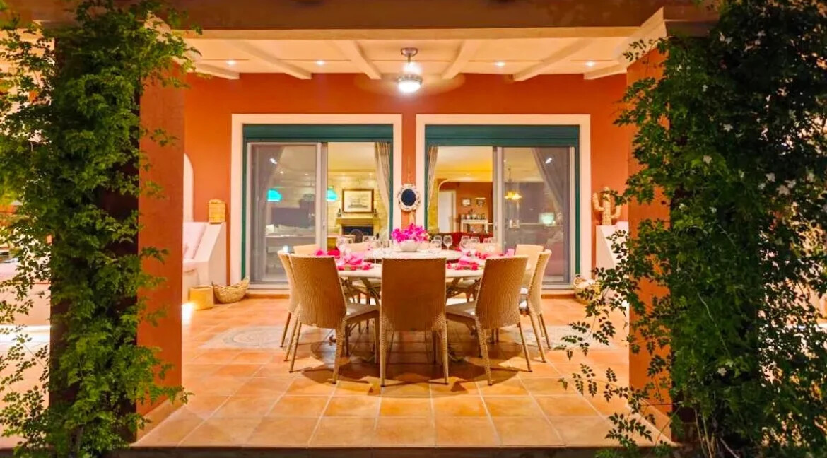 Seafront Villa in Zakynthos for sale 13