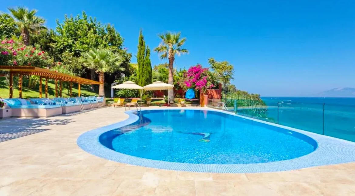 Seafront Villa in Zakynthos for sale 23