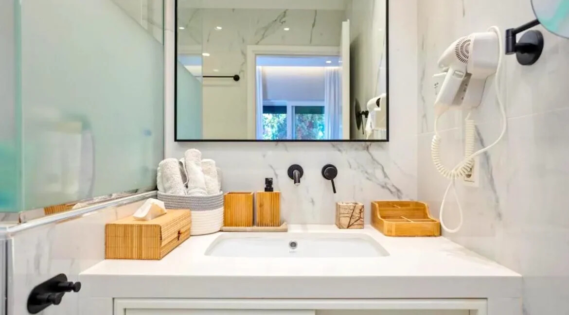 Seafront Villa in Zakynthos for sale 8