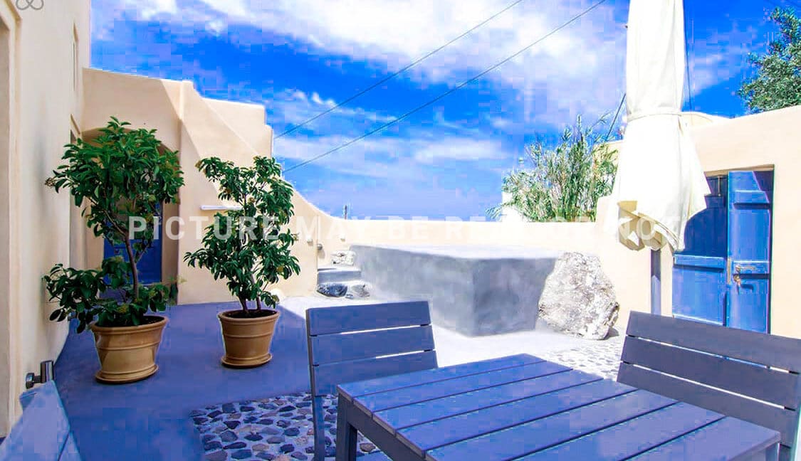 Small Hotel for Sale Finikia Oia Santorini, Hotel Sales Santorini 3