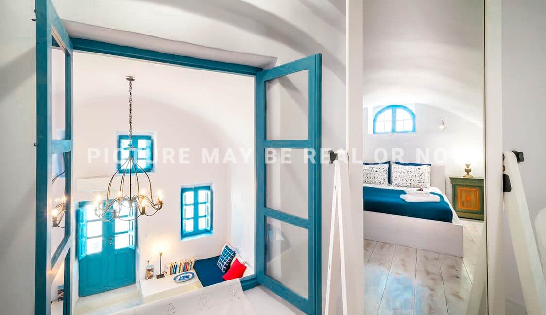 Small Hotel for Sale Finikia Oia Santorini, Hotel Sales Santorini 6