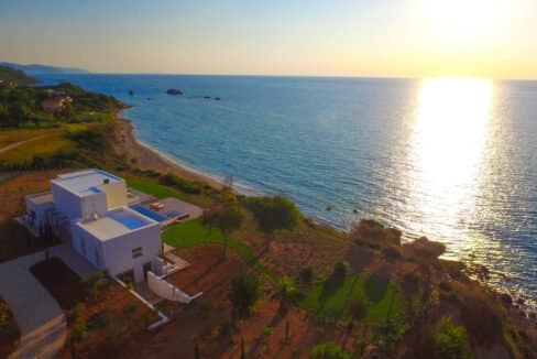 DCIM100Super Waterfront Villa in Corfu Island, Corfu Homes, Property Corfu Greece MEDIADJI_0021.JPG