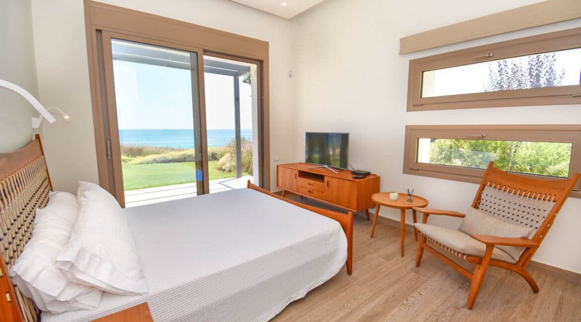 Super Waterfront Villa in Corfu Island, Corfu Homes, Property Corfu Greece 39