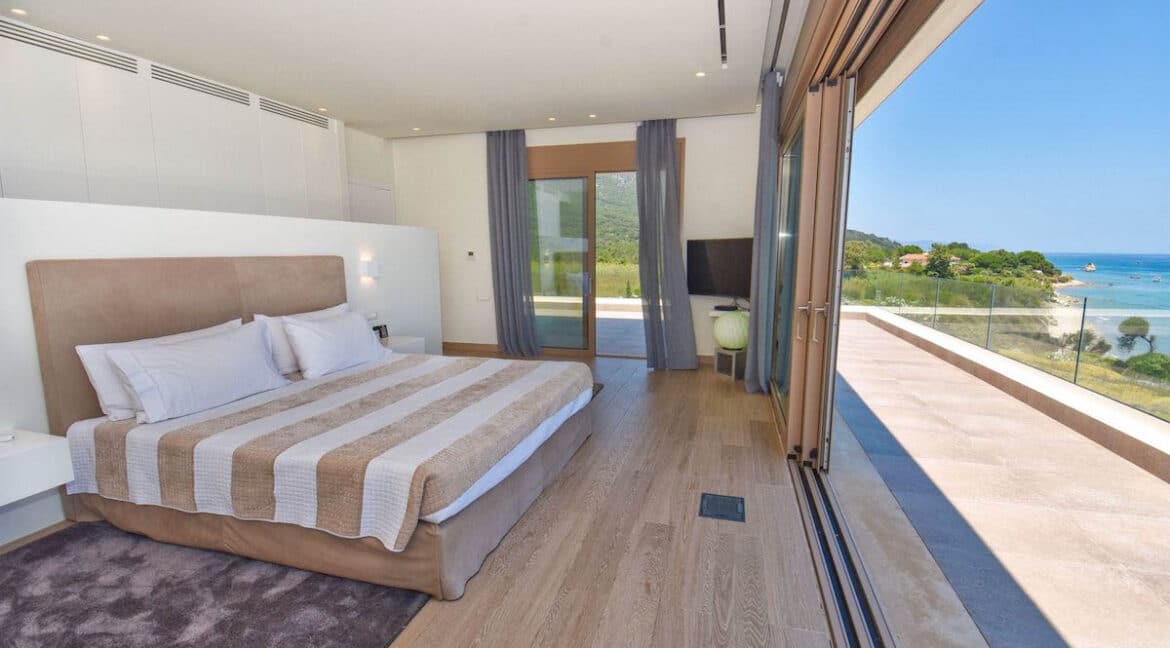 Super Waterfront Villa in Corfu Island, Corfu Homes, Property Corfu Greece 43
