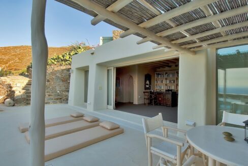 Top Hill Property in Mykonos Greece. Best Villas for Sale in Mykonos Island. Mykonos  Realty 16