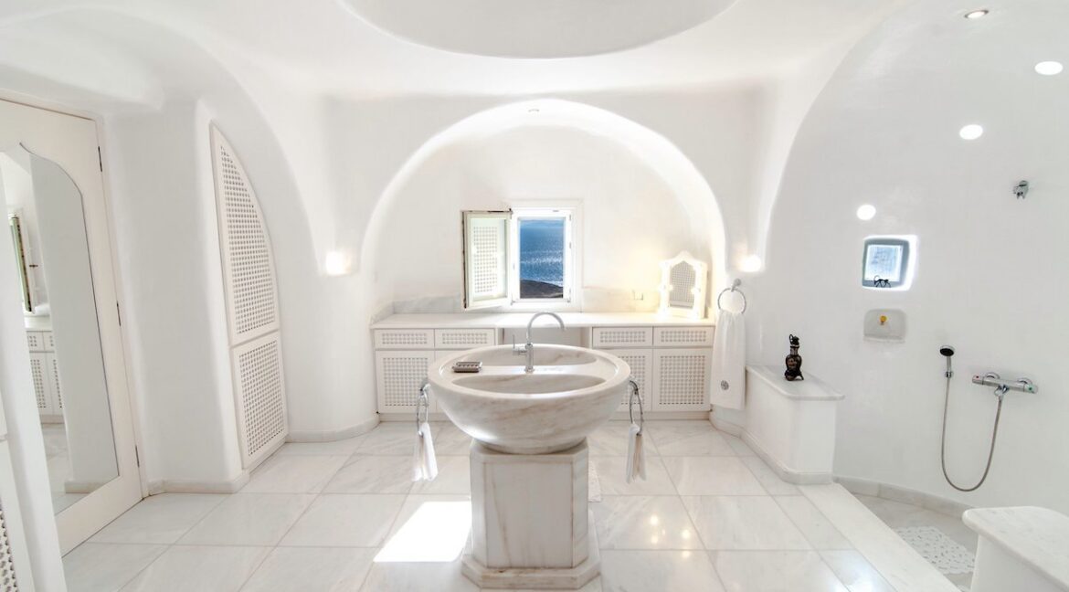 Top Hill Property in Mykonos Greece. Best Villas for Sale in Mykonos Island. Mykonos  Realty 17