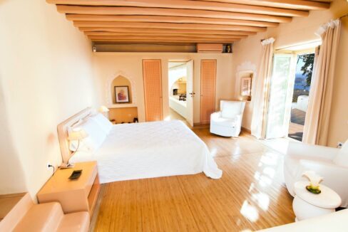 Top Hill Property in Mykonos Greece. Best Villas for Sale in Mykonos Island. Mykonos  Realty 23
