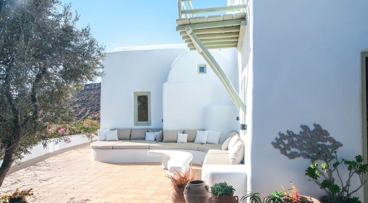 Top Hill Property in Mykonos Greece. Best Villas for Sale in Mykonos Island. Mykonos  Realty 5