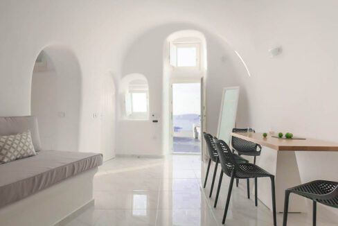 Villa For Sale in Santorini Island. Cave House Imerovigli Santorini 10