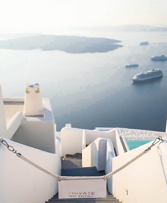 Villa For Sale in Santorini Island. Cave House Imerovigli Santorini 12