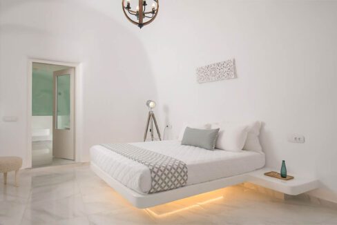 Villa For Sale in Santorini Island. Cave House Imerovigli Santorini 4