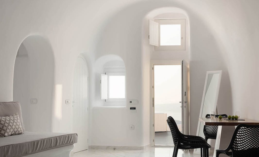 Villa For Sale in Santorini Island. Cave House Imerovigli Santorini 6