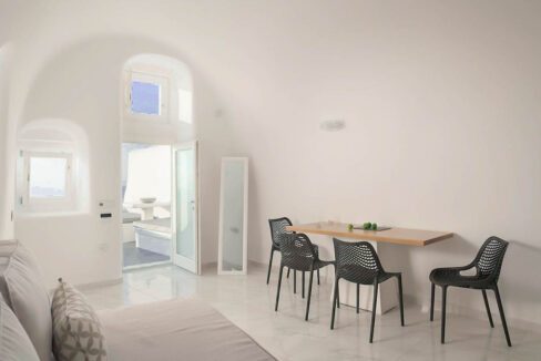 Villa For Sale in Santorini Island. Cave House Imerovigli Santorini 8