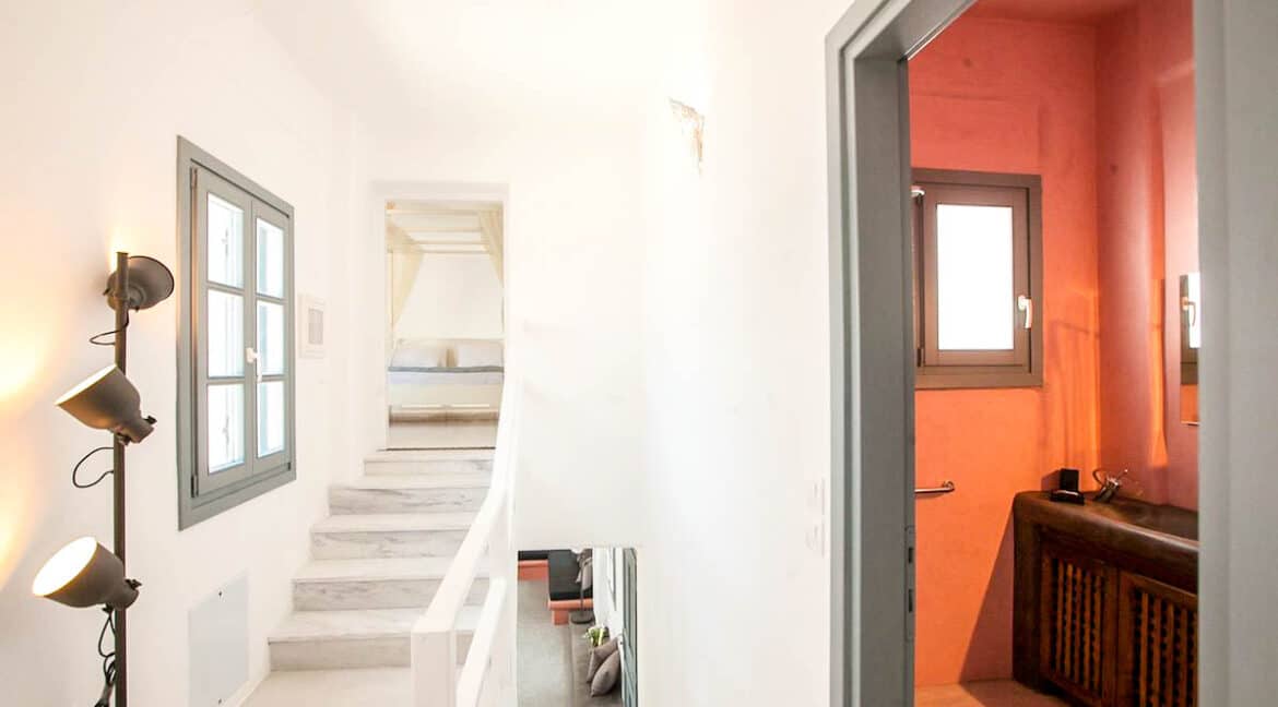 Villa for Sale in Santorini Caldera Akrotiri 1