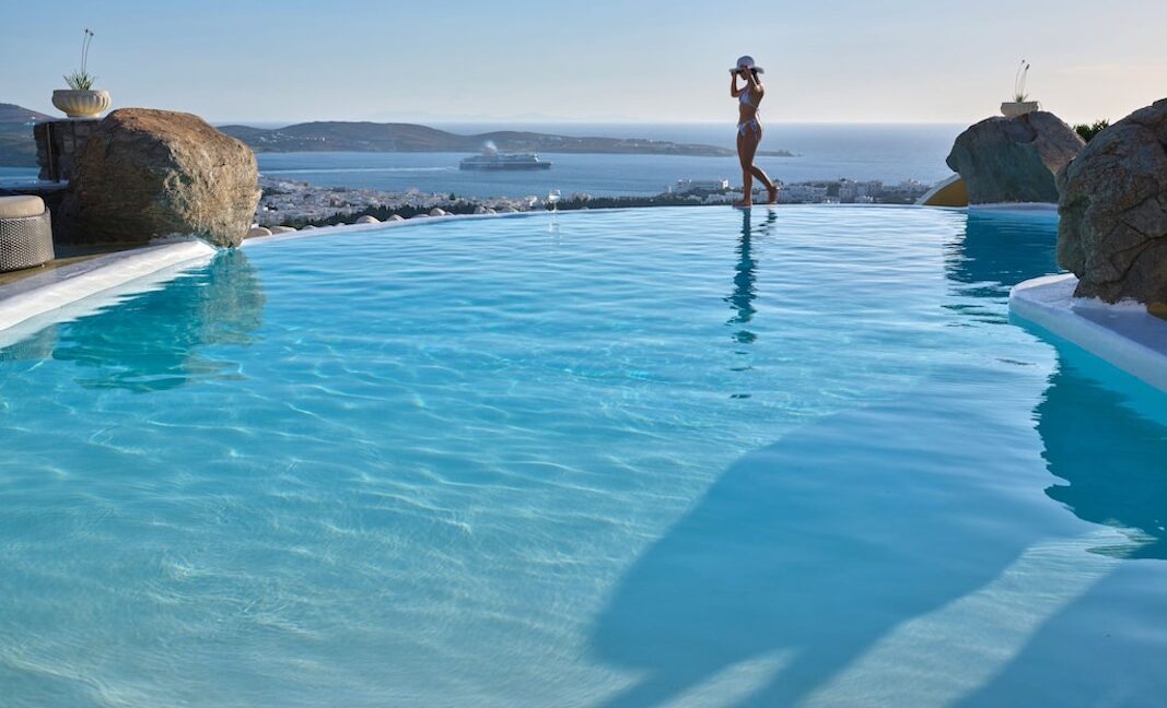 Villa in Paros with panoramic views. Luxury Estates in Paros Greece, Luxury Properties Paros Greece 29