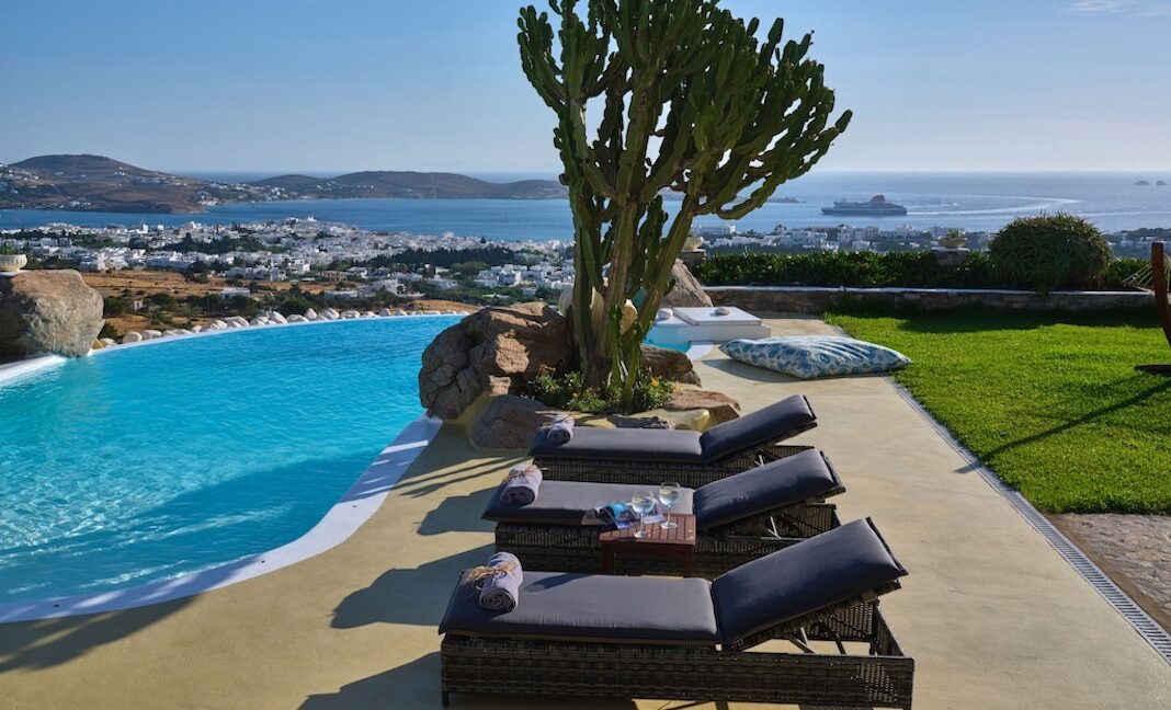 Villa in Paros with panoramic views. Luxury Estates in Paros Greece, Luxury Properties Paros Greece 33