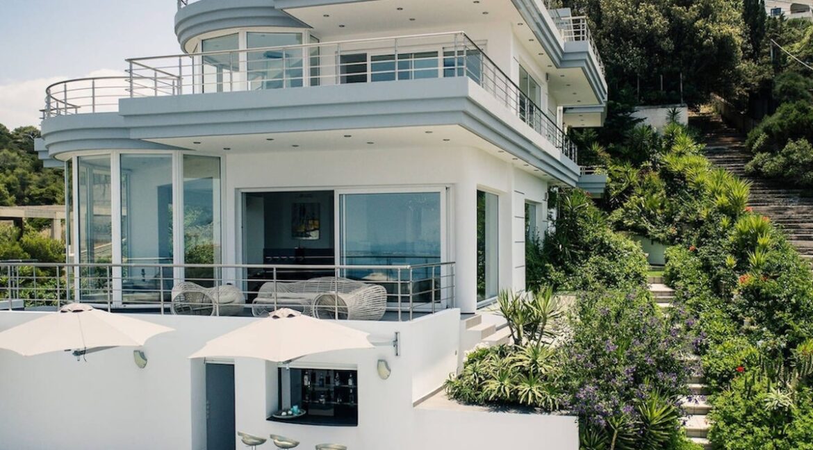 Villa in South Athens with Sea Views, Porto Rafti Villa for sale, Property in Greece, Real Estate Athens, Villas for Sale Athens 1