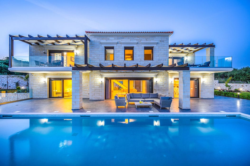 4-bedroom villa with pool and sea views, Almyrida Plaka Crete