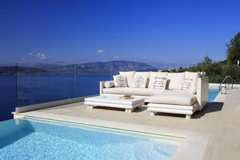 Luxury Villa for Sale in Nissaki Corfu, East / North  Corfu in 39.726650828933,19.907274147955,18