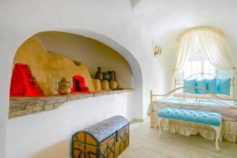 Luxury House for sale in Santorini, Firostefani