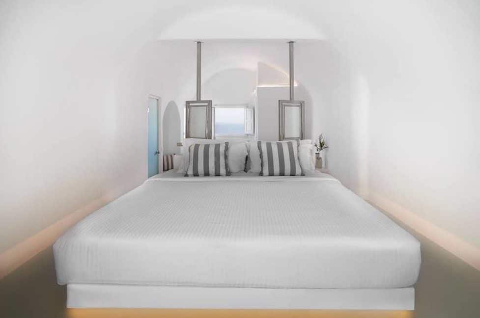 Oia Santorini, Santorini real Estate 12