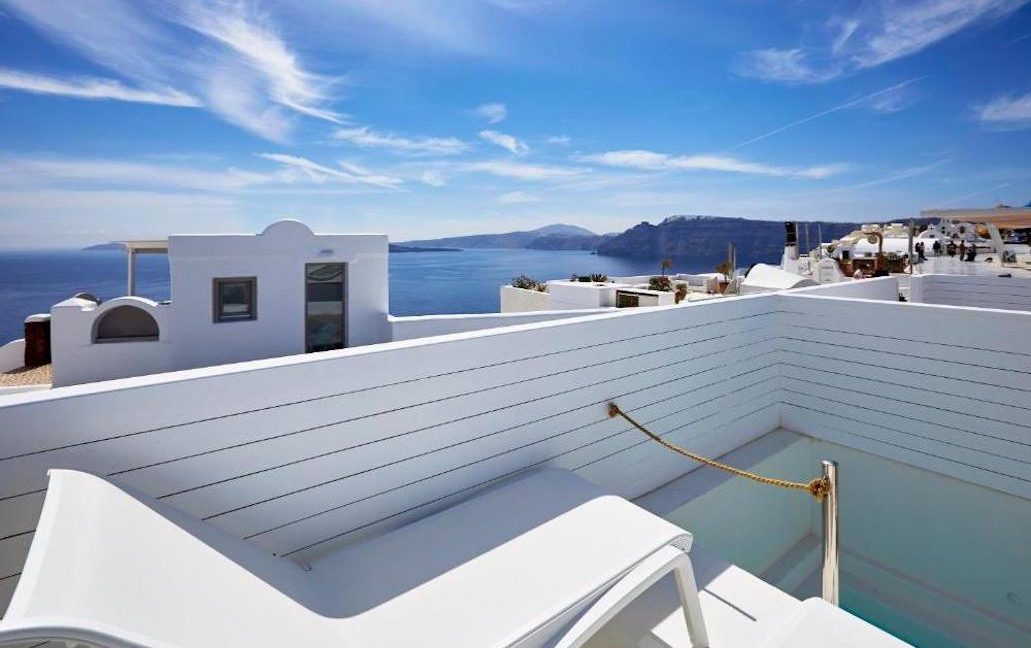 Oia Santorini, Santorini real Estate 4