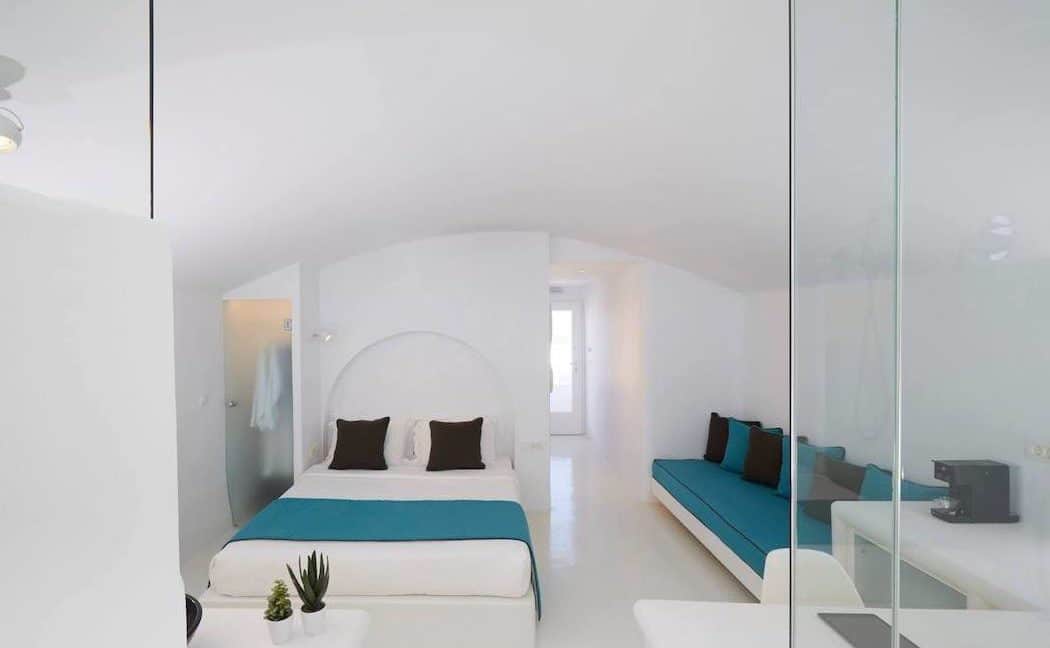 Oia Santorini, Santorini real Estate 9
