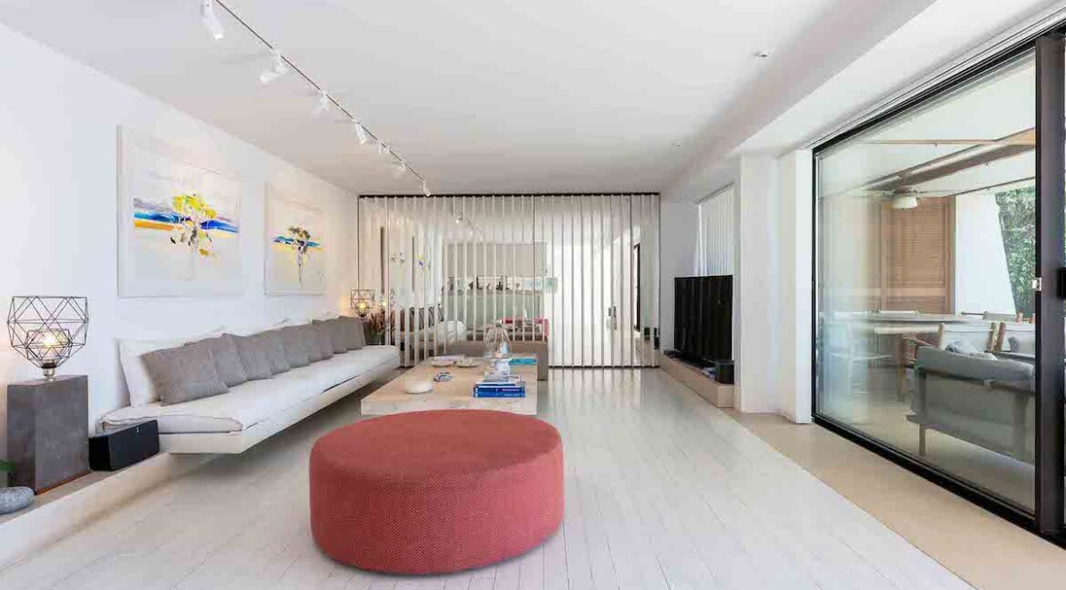 Seafront Villa in Attica with Private Beach 29
