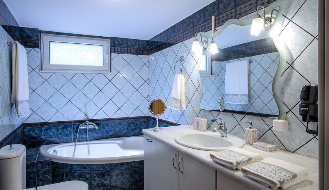 Villa for sale in Irakleio Crete, Sea View Villa for Sale 1