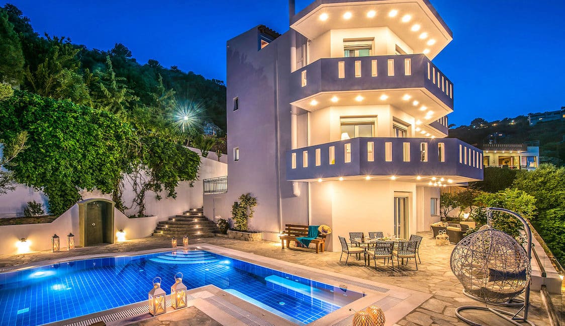 Villa for sale in Irakleio Crete, Sea View Villa for Sale