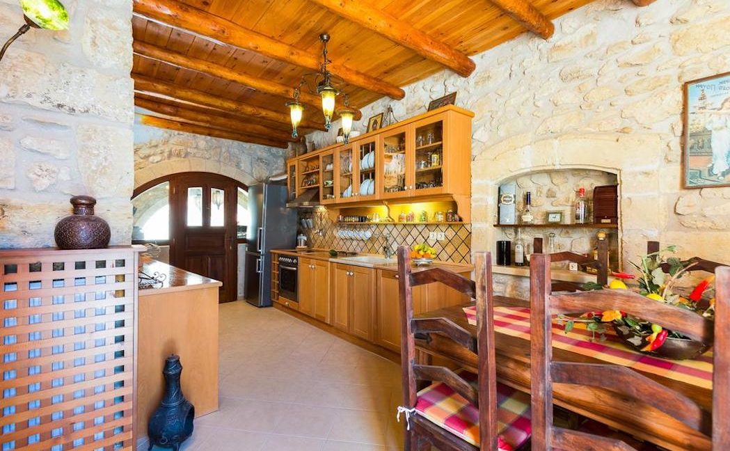 Villa Casa Sanguinazzo historical building in Crete 10