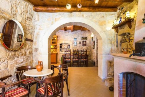 Villa Casa Sanguinazzo historical building in Crete 11