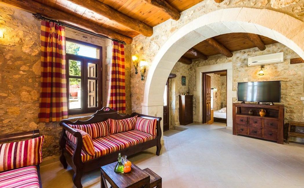 Villa Casa Sanguinazzo historical building in Crete 12