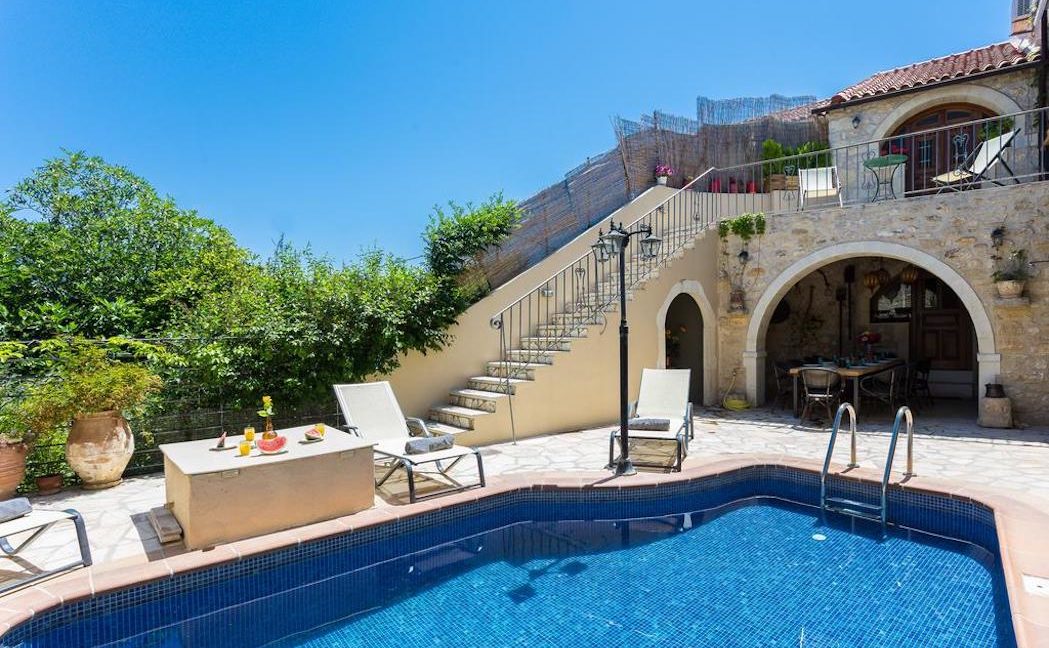 Villa Casa Sanguinazzo historical building in Crete 22