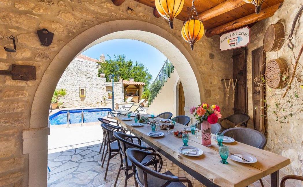 Villa Casa Sanguinazzo historical building in Crete 24