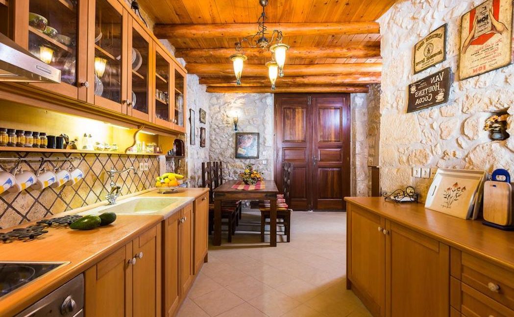 Villa Casa Sanguinazzo historical building in Crete 8