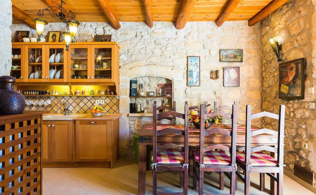 Villa Casa Sanguinazzo historical building in Crete 9
