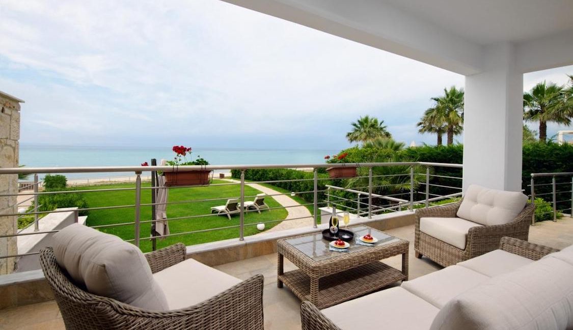 Beachfront house Chanioti Halkidiki, Halkidiki Properties 23