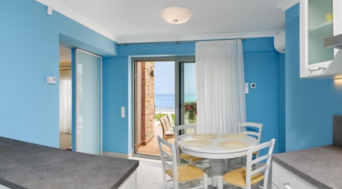 Beachfront house Chanioti Halkidiki, Halkidiki Properties 9