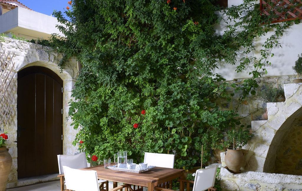 House Heraklio Crete for sale, Houses in Crete 11